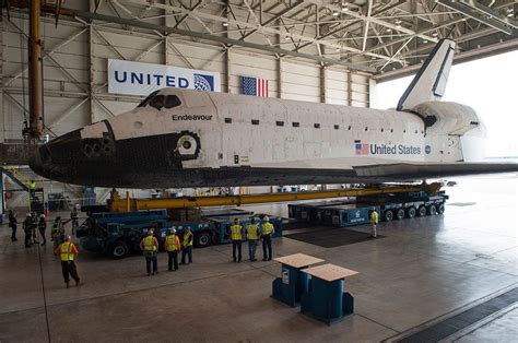 How To See Shuttle Endeavour Roll Through La This Week Space