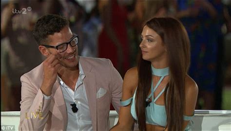 Love Islands Scott Thomas Defends His On Screen Romps With Girlfriend