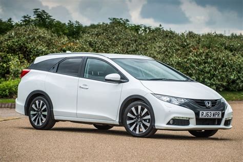 Also, on this page you can enjoy seeing the best photos of. Review: Honda Civic Tourer (2014 - 2017) | Honest John