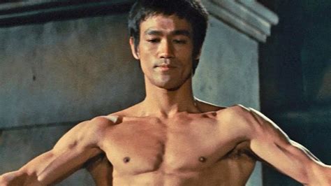 Read full profile focused practice is on. ¿Qué tan fuerte fue Bruce Lee? - YouTube