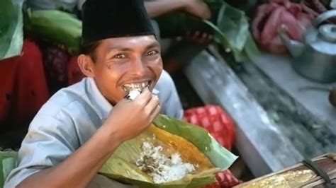 Semoga membantu ya,jangan lupa di follow ya kak makasih ya kak. Di Indonesia, 17 Kebiasaan Ini Dianggap Wajar, Padahal Bikin Turis Asing Geleng-geleng Kepala