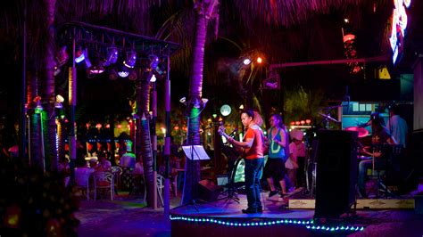 Top 10 Hotel Bars In Sanya 57 Save On Hotels With Bars And Nightclubs