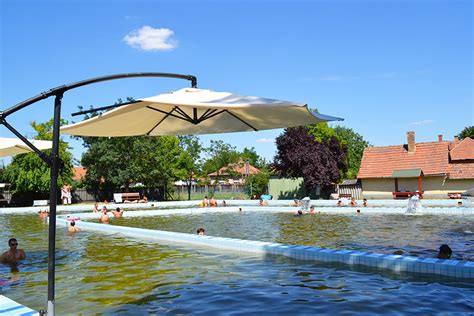Tripadvisor has 12 reviews of jaszapati hotels, attractions, and restaurants making it your best jaszapati resource. Tölgyes Gyógyvizű Strandfürdő | termalfurdo.hu
