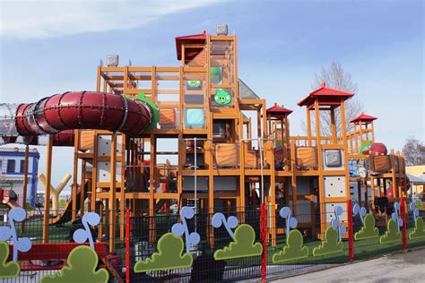 Angry birds theme park opens in uk. Angry Birds Theme Park section opens in Finland | Articles ...