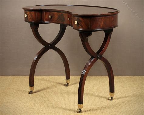 The kidney shape table provides a nice work area for students collaborating and working together. Kidney Shaped Dressing Table C.1920. - Antiques Atlas
