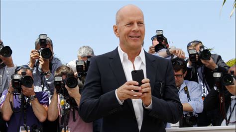 Bruce Willis Malade Pourquoi Je Suis Là Déchirantes Confidences