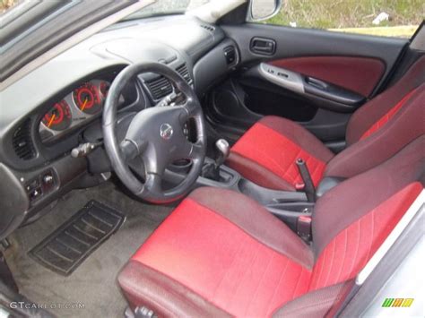 As the successor to nissan's storied z car, the 2012 nissan the sentra's cabin is simple, and reasonably spacious for the class. 2002 Nissan Sentra SE-R Spec V interior Photo #46491642 ...