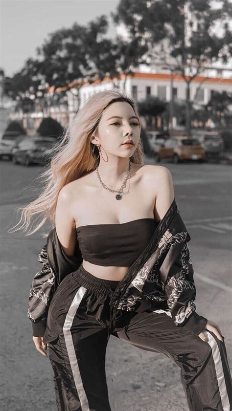 Ngành dược năm 2021 lấy bao nhiêu điểm? #1 Ohsusu là ai? Sinh năm bao nhiêu? Tiểu sử, profile đầy đủ