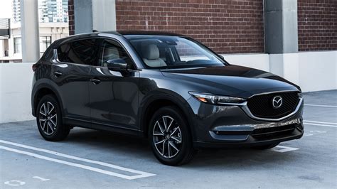 Buying A Certified Mazda Cx 5 2018 2019 Or 2020 Kelley Blue Book