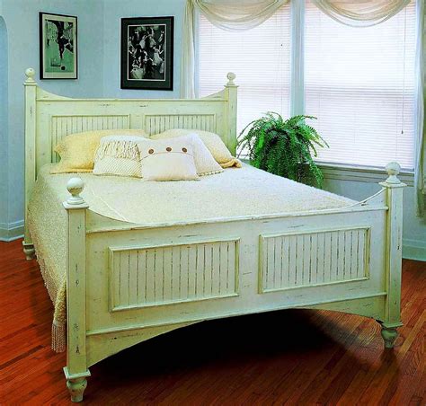 Heritage Bed Queen David Lee Furniture