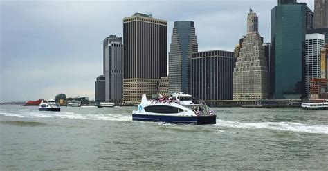 New York ferry contractor struggling to remain afloat - Curbed NY