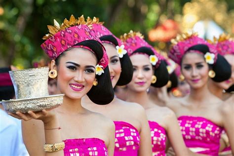 Eight Reasons To Visit Bali Flymeto