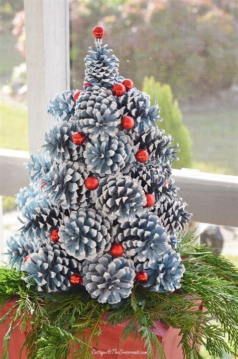 How To Make Pine Cone Christmas Trees Diy Christmas Tree Pine Cone