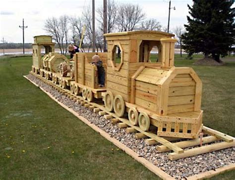 Woodwork Projects Wood Train Plan Pdf Plans