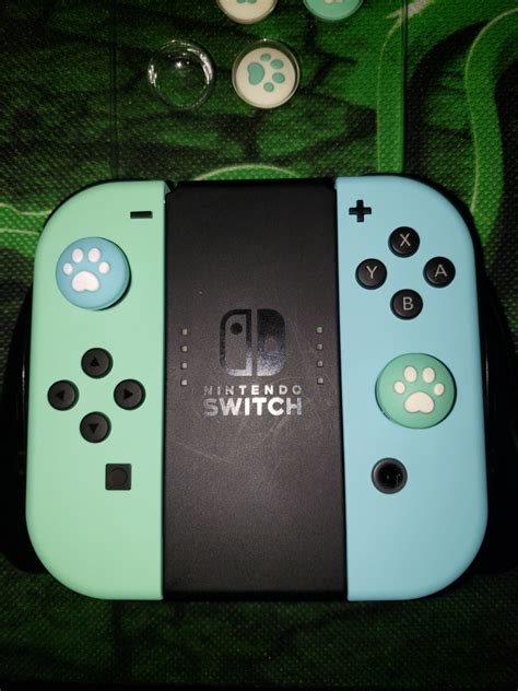 Comparison Of Geekshare Thumb Grips On The Acnh Joy Cons To Help You