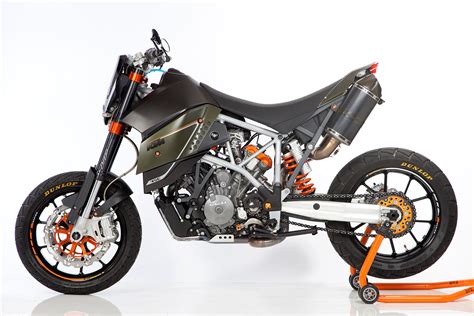 It could reach a top speed of 137 mph. AUSTRIAN SCALPS. A BMW Designer's Take On The KTM 950 ...
