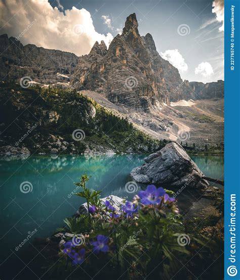 Mountain Lake Sorapis Lago Di Sorapis Dolomites Alps Italy Stock