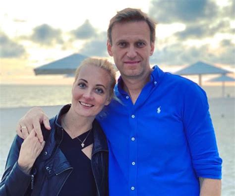 After aleksei navalny's sentencing, his wife, yulia navalnaya, has been reluctantly thrust into a public spotlight, winning admirers but making her a target of kremlin propaganda. Alexei Navalny Wiki, Age, Height, Wife, Girlfriend, Family ...