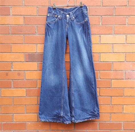 Vintage 90s Extra Wide Leg Jeans Levis 929 Size W28 L33