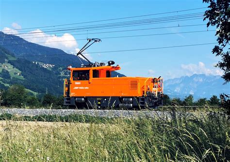 First Battery Electric Shunter In Operation For Rhaetian Railway