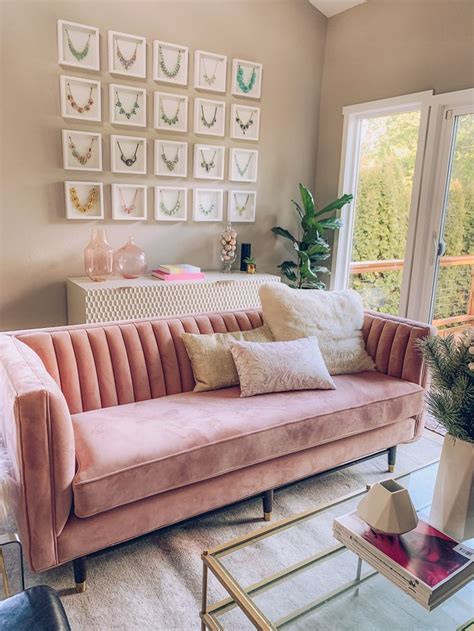 20 Blush Pink Room Decor