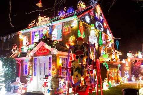 Holiday Decorations Poll The News Beyond Detroit