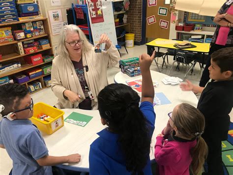 Deaf Education Teacher Glena Marcum Chooses Lufkin Isd Lufkin Isd