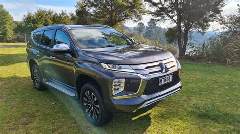 Mitsubishi Pajero Sport 2020 Vrx 24d4wd8at