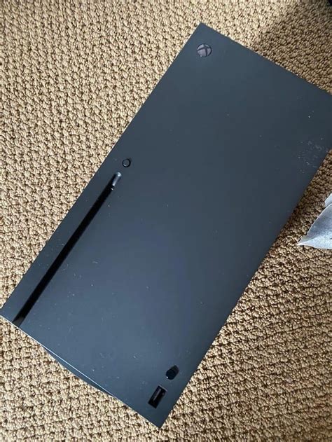 Allegedly Leaked Shot Of A Prototype Xbox Series X Shows Off The Ports