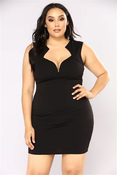 pin on curvy and plus size ladies