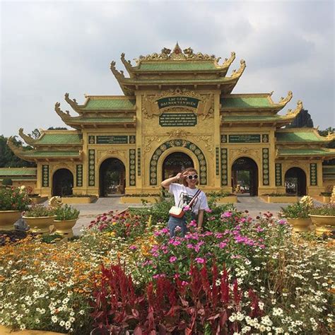 Dù là ở nhà hay đi chợ, nhiều chị em vẫn muốn bảo toàn diện mạo chỉn chu của bản thân. Mọi Thứ Khu Du Lịch Đại Nam Bình Dương: giá vé, ăn chơi ở đâu?