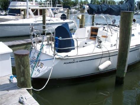 1989 Pearson Sloop Sail Boat For Sale Boats For