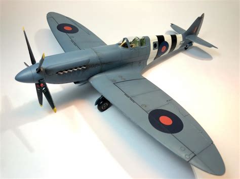 Spitfire Mk Xix Airfix 148 Imodeler