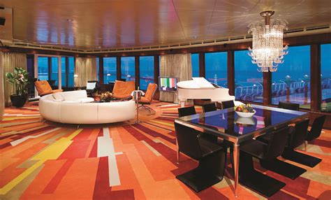 Norwegian dawn garden villas accommodate up to seven guests. (H1) The Haven 3-Bedroom Garden Villa