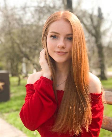 Épinglé par Pissed PENGUIN sur redheads Cheveux Femme rousse Beaux cheveux roux