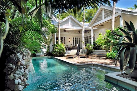 Tropical Cottage Pool Pool Houses Key West House Tropical Houses