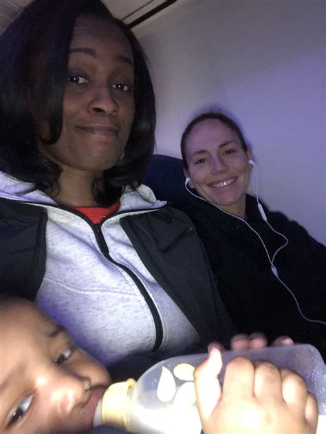 Swin Cash On Twitter On Delta Flight Back To Ny Man Comes To Sit