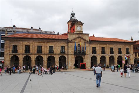 Fileavilés Ayuntamiento Plaza De España Wikimedia Commons