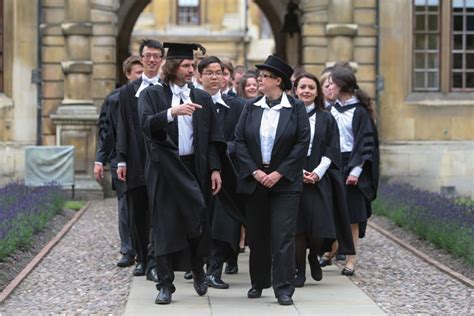Oxford Students Deny Role Of Class In Elite Admissions Times Higher