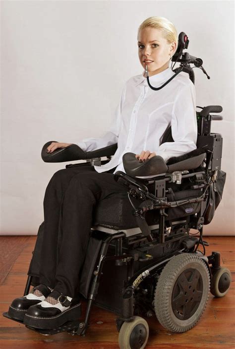 Quadriplegic Woman Rollstuhl