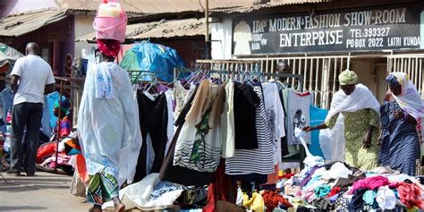 Alasan Mengapa Pakaian Bekas Sangat Populer Di Afrika Berita