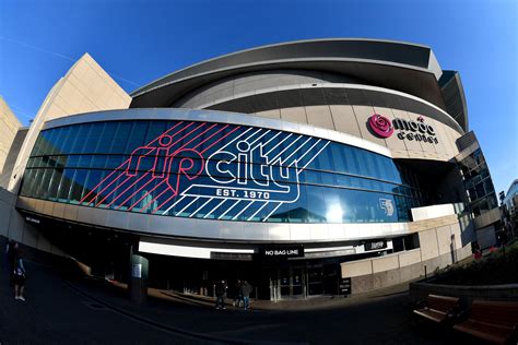 Portland Trail Blazers Set Up 14 Million Fund To Cover Wages Of 1000