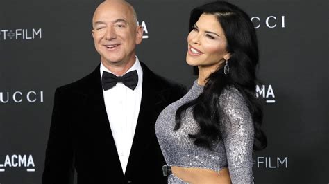 Jeff Bezos se compromete con su novia Lauren Sánchez El Periódico de