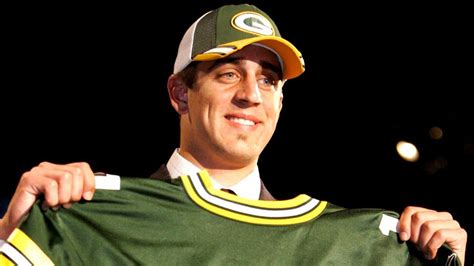 Aaron Rodgers Draft Day Recollections Frustration And A Flip Phone