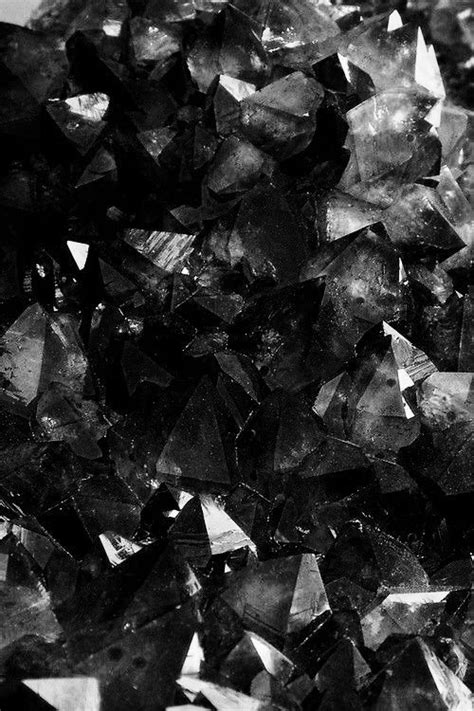 Black backgrounds is free for your all projects. Pin by Uttersk on Fondos | Black background wallpaper ...