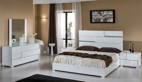 Italian Lacquer Bedroom Set Venere Italian Lacquer Modern Bedroom