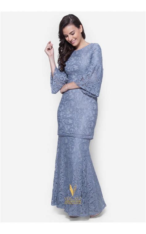 Selain mempercantik penampilan, baju satu ini dapat memancarkan rasa percaya diri yang tinggi bagi pemakainya. 1131 best Kebaya & Baju Kurung images on Pinterest | Batik ...