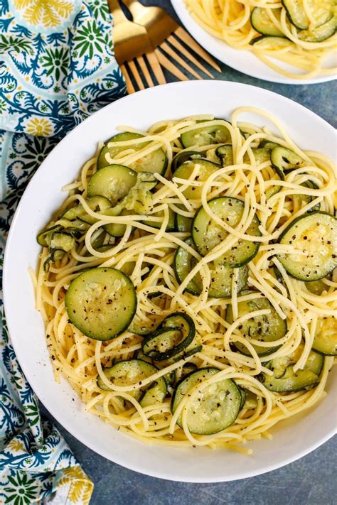 Spaghetti With Zucchini Veggies Save The Day