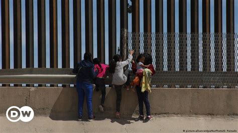 Mexico Says Us Border Crossings Down By 30 Dw 07232019