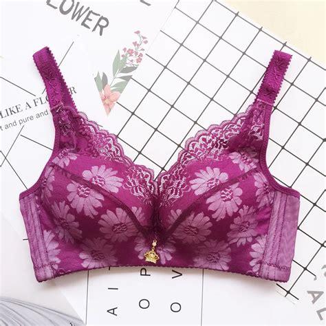 Yasemeen Sexy Lace Wireless Bras Ultra Thin Deep V Neck Sexy Gather Bras Breathable Comfort Lace